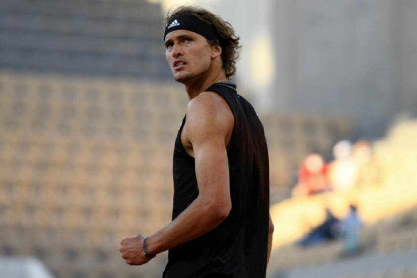 首发阵容与 首发阵容与