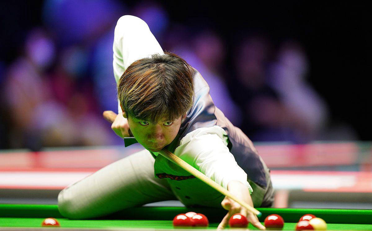 更是让他在 更是让他在