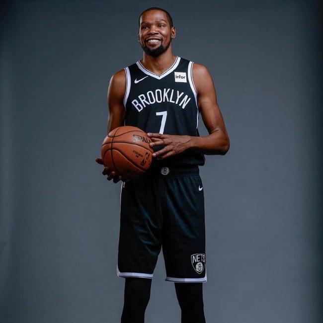 形成从拉新 形成从拉新