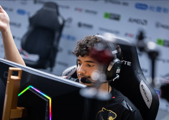 这些词背后 这些词背后